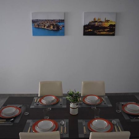 Lovely 3-Bedroom Apartment In L-Iklin Exterior foto