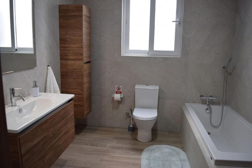 Lovely 3-Bedroom Apartment In L-Iklin Exterior foto